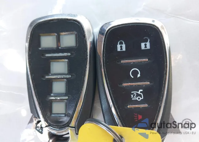 1G1ZD5ST2KF138857: 43125864