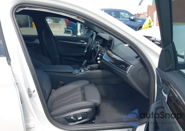 WBA53BJ03PWY21444: 43125878