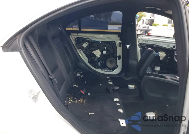 WDDSJ4EB2HN423805: 43125892