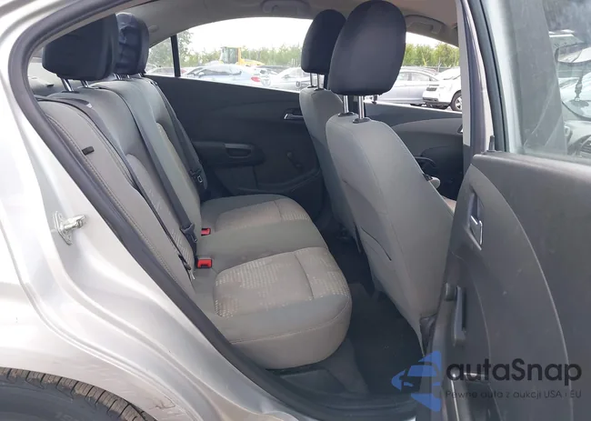 1G1JA5SH9C4223421: 43126074