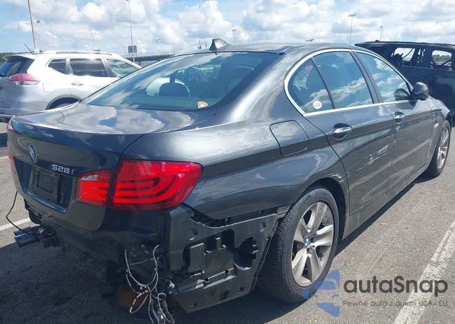 WBAXG5C51DDY37656: 43127098