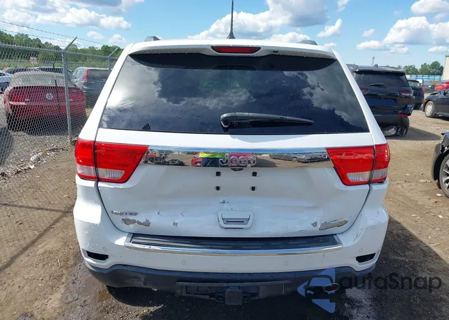 1C4RJEBG8DC642899: 43127115