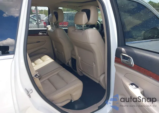 1C4RJEBG8DC642899: 43127115