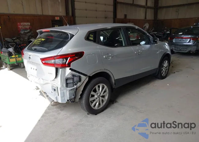 JN1BJ1CW2LW650710: 43127148