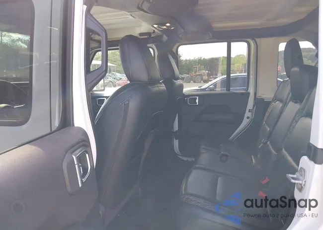 1C4HJXEG2MW563570: 43127317