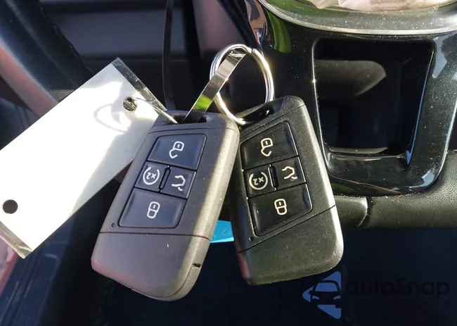 3VWEB7BU4LM049418: 43127390