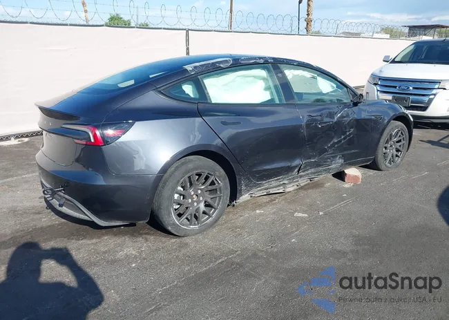 5YJ3E1EA1RF782328: 43127517