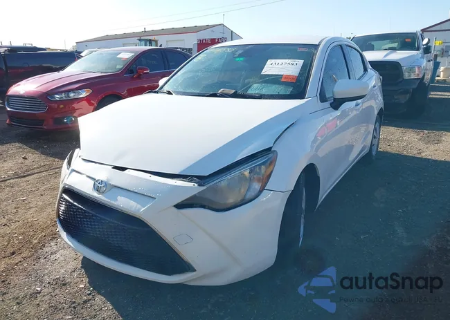 3MYDLBYV3KY521146: 43127583