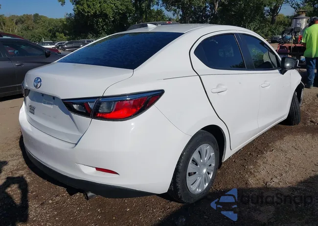 3MYDLBYV3KY521146: 43127583