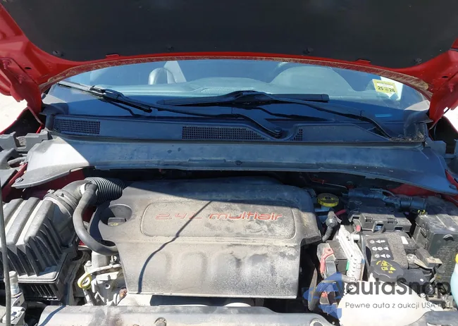 3C4NJDCB9JT281131: 43126681