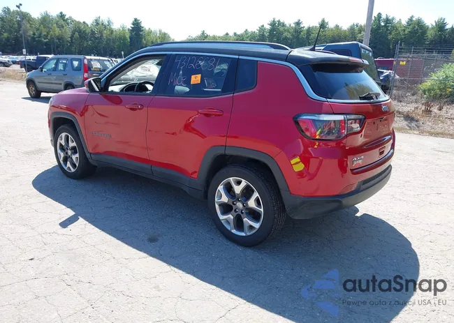 3C4NJDCB9JT281131: 43126681