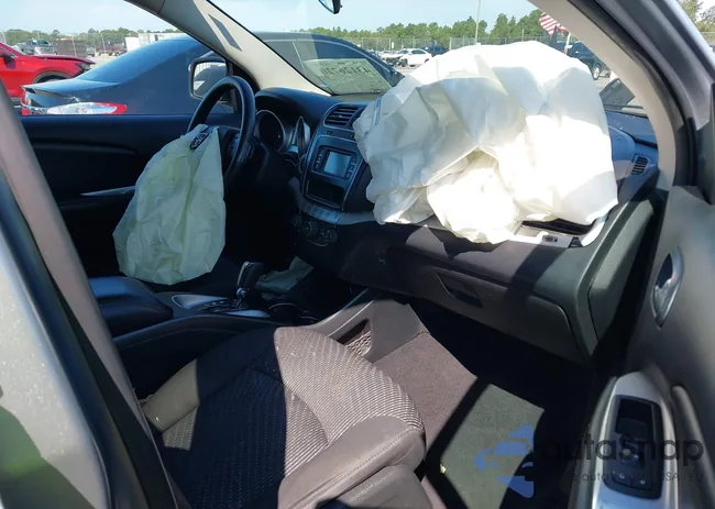 3C4PDCBG2HT527938: 43126720