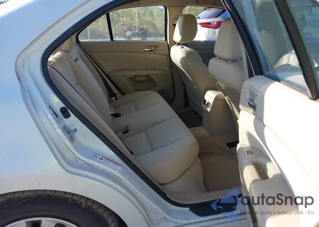 JS2RF9A18B6110107: 43126785