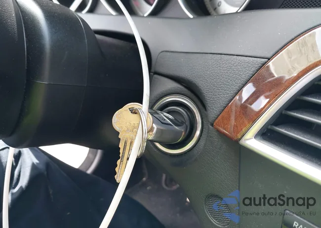 WDDGF4HB3EG251447: 43126794