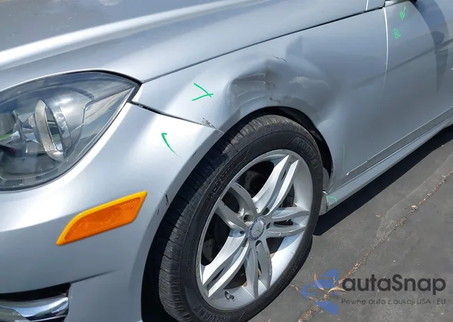 WDDGF4HB3EG251447: 43126794