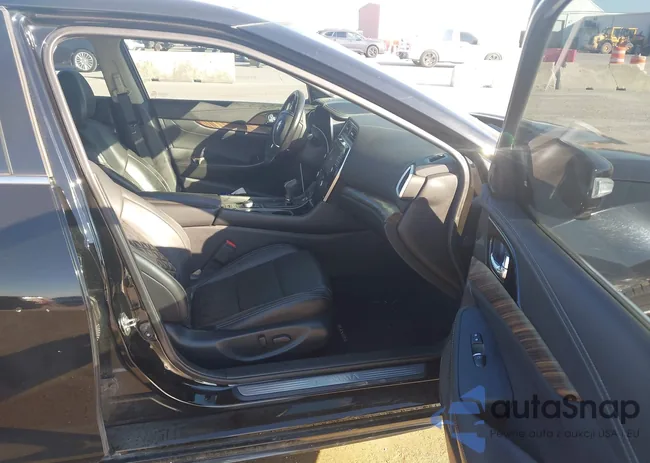 1N4AA6AP9GC411878: 43126904