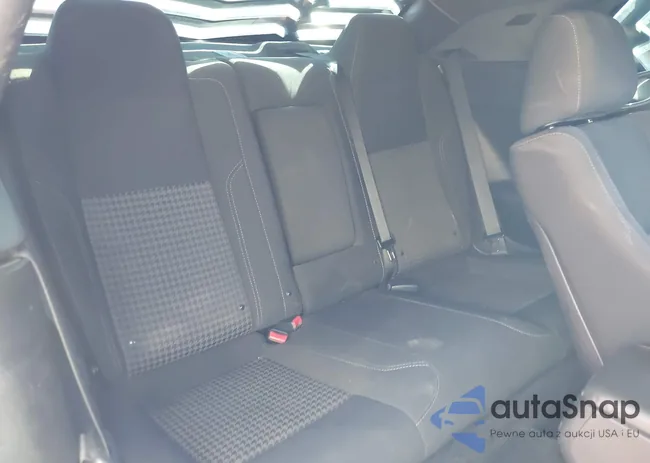 2C3CDZAG1JH219407: 43128358