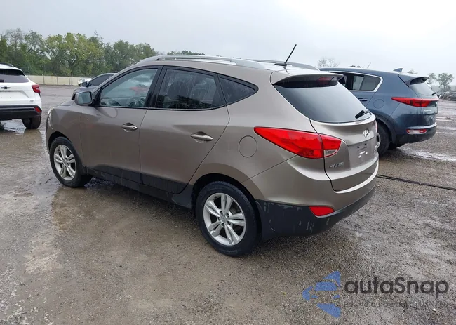 KM8JUCAC1AU070616: 43128388