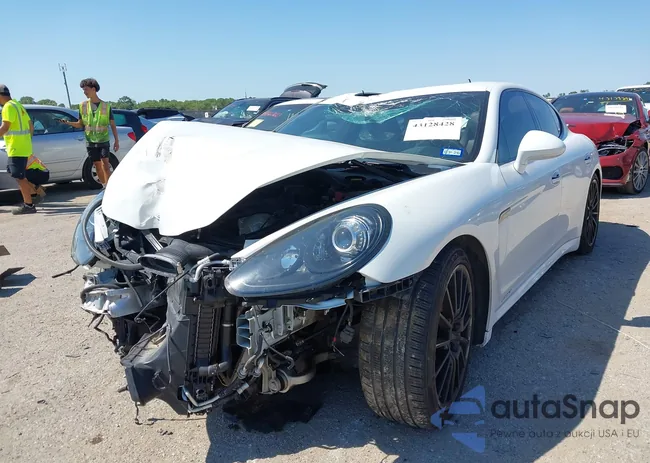 WP0AF2A74FL080842: 43128428