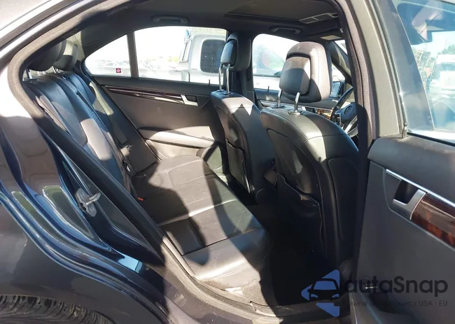 WDDGF8AB4DR241322: 43128519