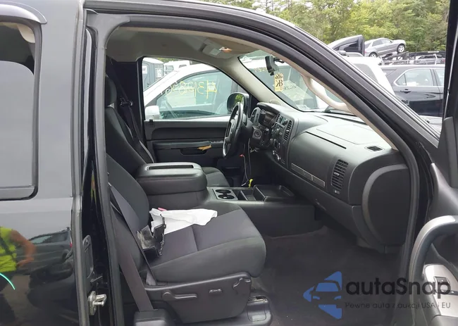 1GCRKSE74CZ348273: 43128561