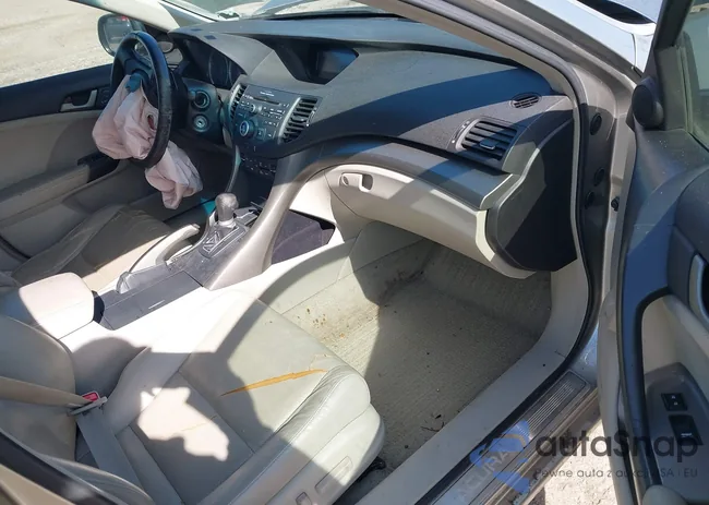 JH4CU2F64AC011784: 43128625