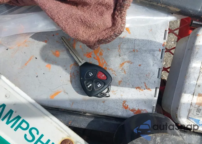 2T1BU4EE3AC407536: 43128647