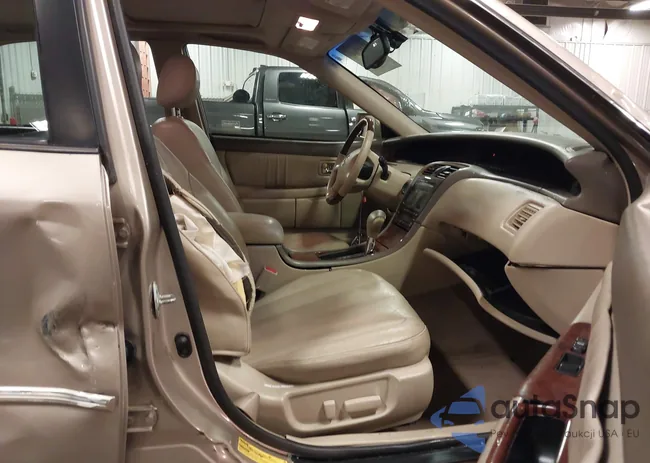 4T1BF28B43U287814: 43127681