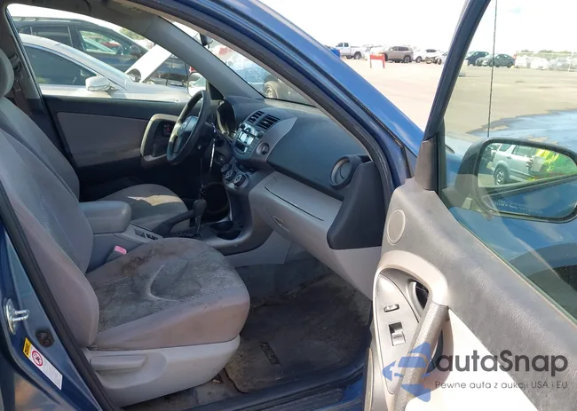 JTMBD33V385204344: 43127857