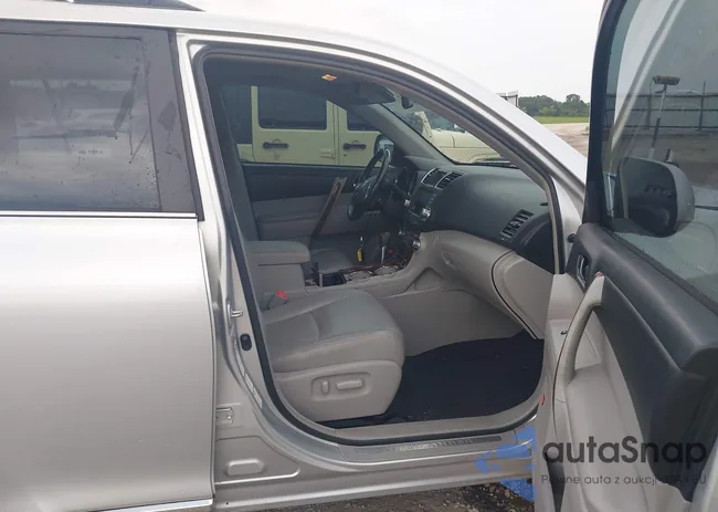 5TDDK3EH8BS045523: 43127972