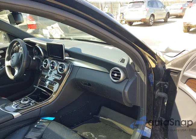 WDDWF4KB8JR404097: 43128059