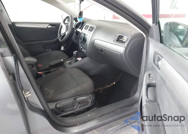 3VWD67AJ3GM349996: 43129085