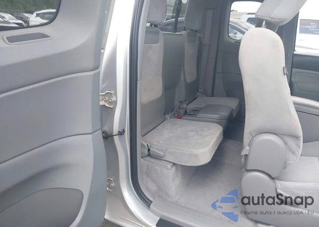 5TFTU4GN0BX008328: 43129136