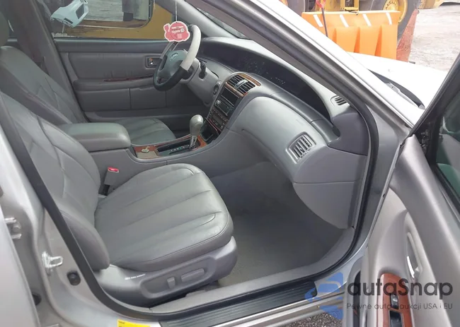 4T1BF28B94U370155: 43129187