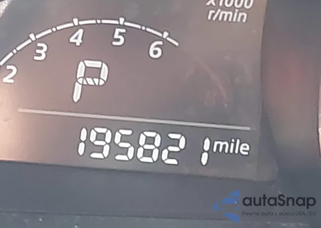 3MYDLBYV0JY326409: 43129225