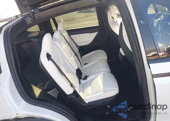 5YJXCAE2XHF073508: 43129301