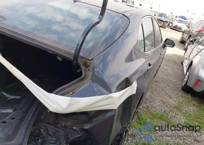 4T1B11HK1KU290645: 43129401