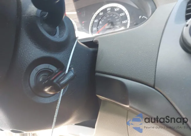 1HGCP2F35AA076400: 43129457