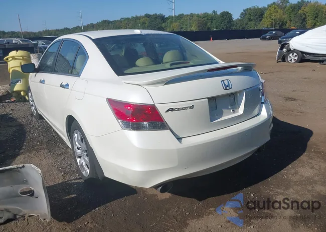 1HGCP36879A029950: 43129485