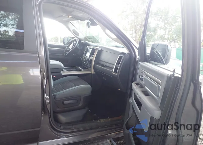 1C6RR7LT1FS745260: 43128693