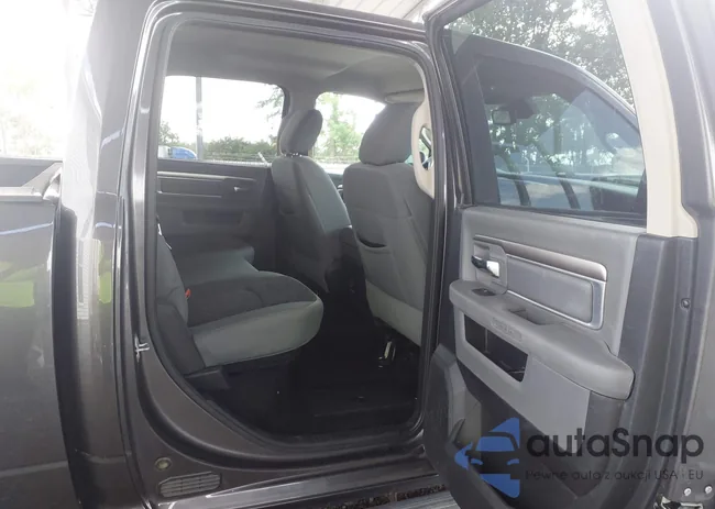 1C6RR7LT1FS745260: 43128693