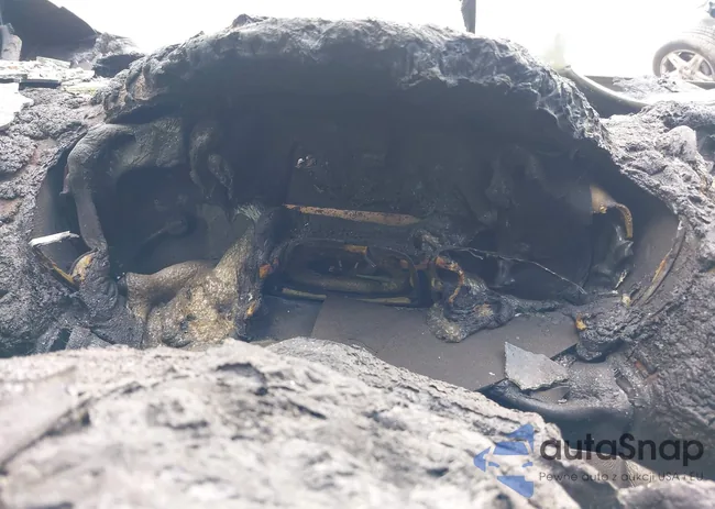 1FMCU9GX8DUA06860: 43128778