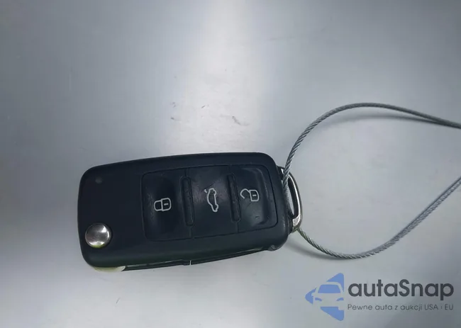 3VWDB7AJ7HM323446: 43128887