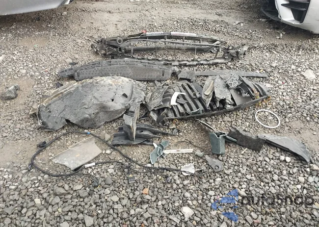 W1KZF8EB3NB021182: 43128927