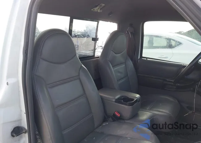 1FTYR10U02TA63439: 43129060