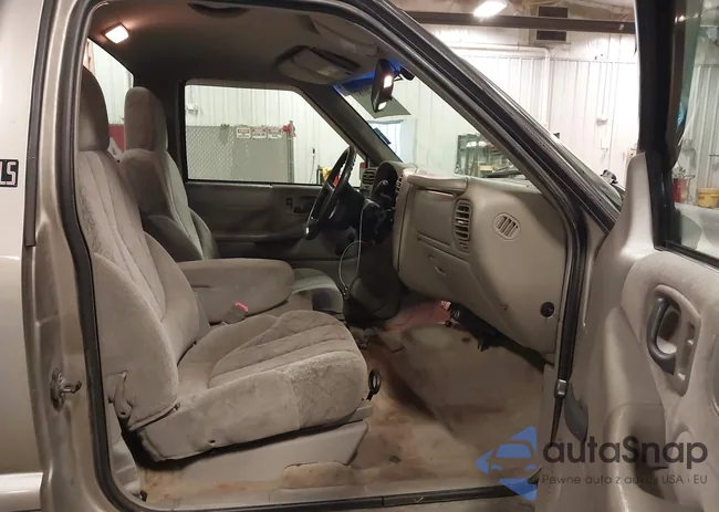 1GTCS14X3WK516936: 43130187