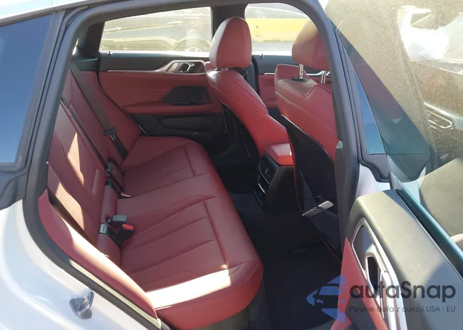 WBY43AW01RFT16649: 43130257