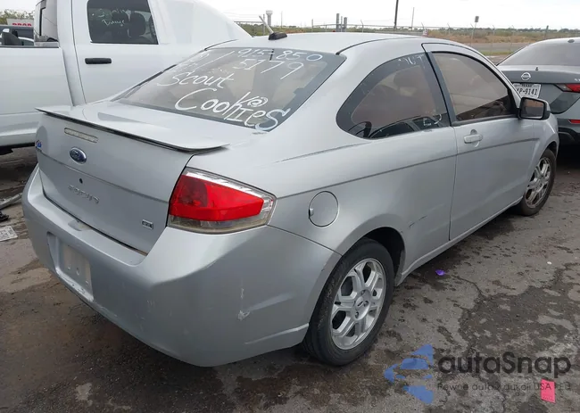 1FAHP32N69W225595: 43130298