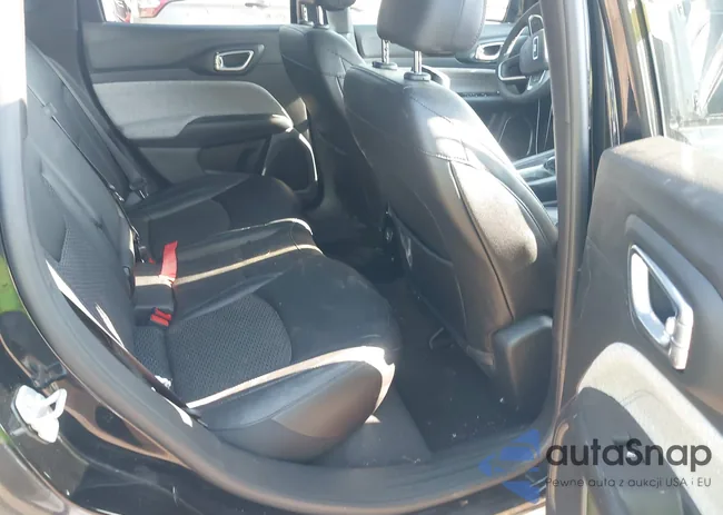 3C4NJDBN7RT146382: 43130328