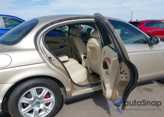 SAJEA01TX3FM72401: 43130355